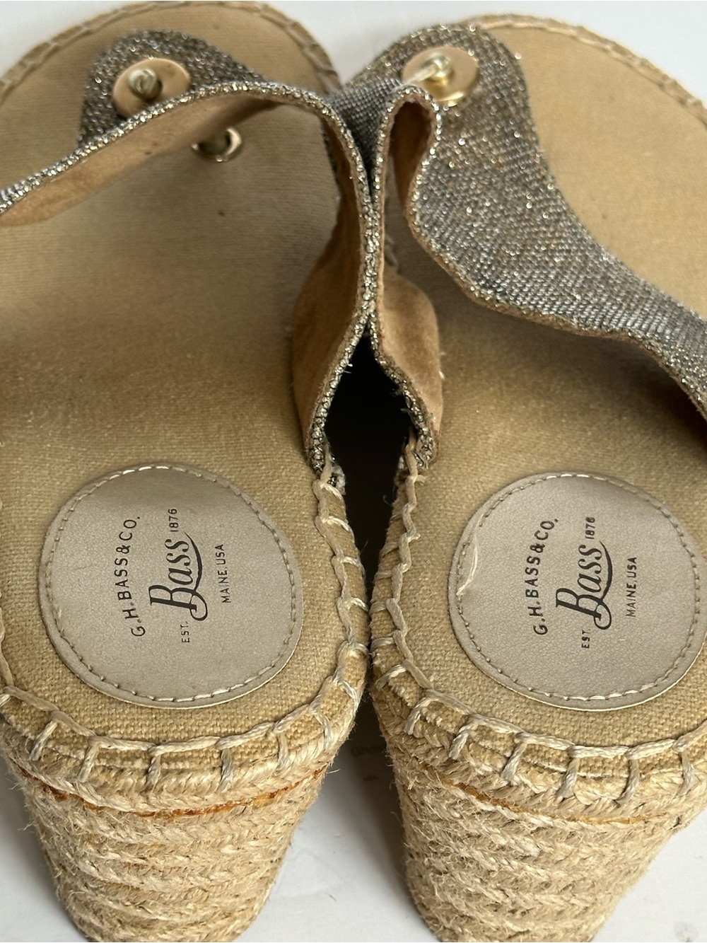 Bass Metallic Gold Espadrille Wedge Thong Sandals - Picture 11 of 11